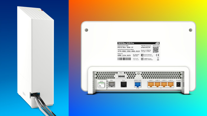 Bei der alten Fiber-Fritzbox 5690 Pro (rechts) gehen alle Kabel nach hinten weg. Bei der neuen DSL/Fiber 7-90 (links) gehen sie unten hinten oder seitlich raus (Bilder: Fritz GmbH / Montage: Harald Karcher)